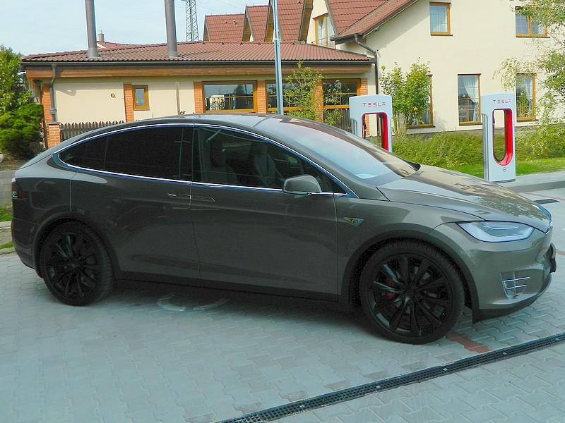 U Allianz mají majitelé elektromobilů slevu